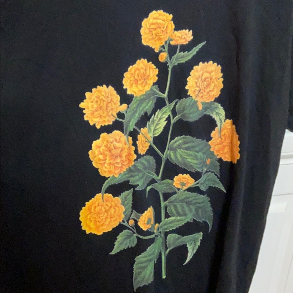 Botanical Tee - Picture 2 of 2